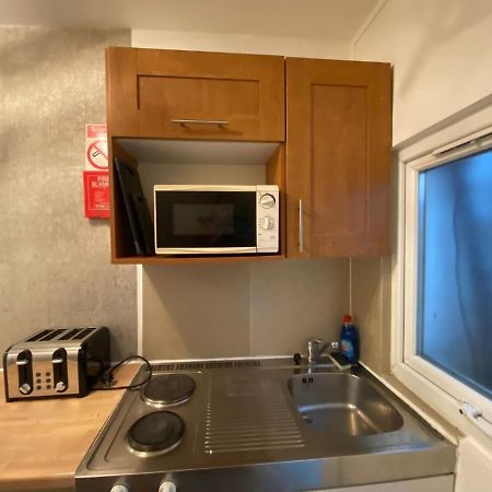 런던 F1-Basement Studio Fits 3 Near Paddington 아파트 외부 사진
