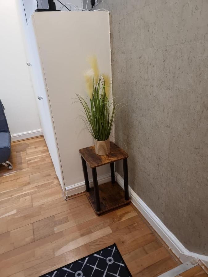 런던 F1-Basement Studio Fits 3 Near Paddington 아파트 외부 사진